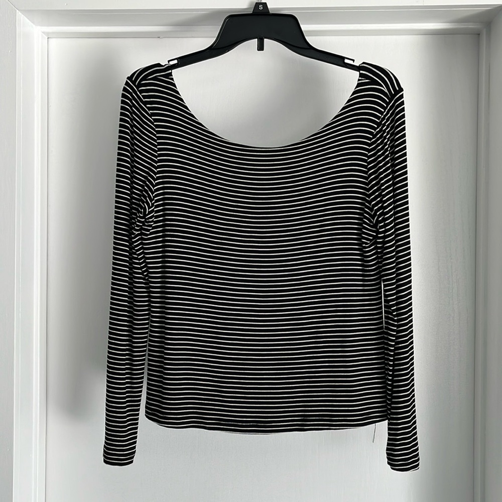 CJLA Harper Long Sleeve Tshirt Double Lined Carly Jean Los Angeles